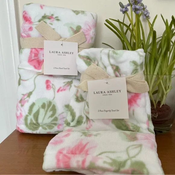 Laura Ashley Morning Gloria - Picture 1 of 6